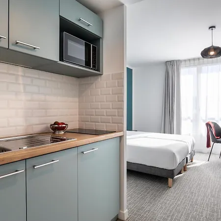 Adagio Access Paris 3* 낭테르