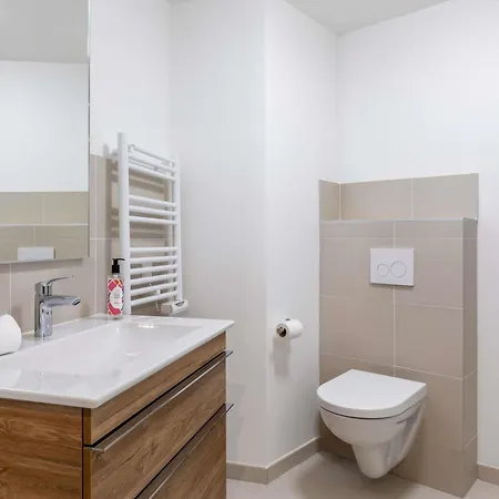 Adagio Access Paris